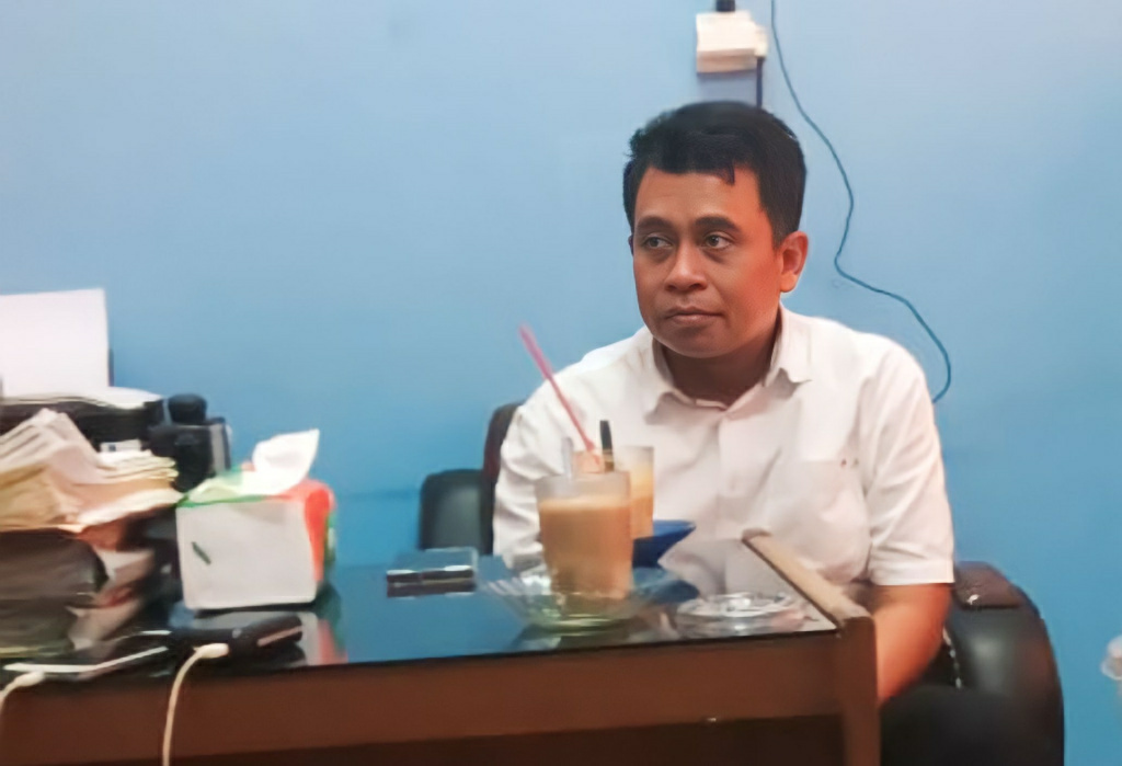 Deputi Kepatuhan Bisnis Pelido Teluk Bayur Padang Sabar Hariyono Wibowo  dalam memberikan keterangan Pers.